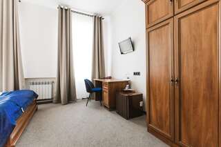 Отель Гостиница Континент Николаев Николаев Стандартный двухместный номер с 1 кроватью или 2 отдельными кроватями-2