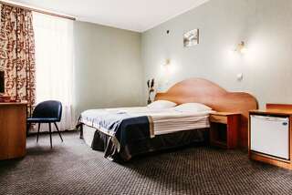 Отель Гостиница Континент Николаев Николаев Стандартный двухместный номер с 1 кроватью или 2 отдельными кроватями-6
