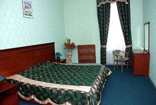 Отель Гостиница Континент Николаев Николаев Апартаменты-2