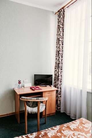Отель Гостиница Континент Николаев Николаев Классический одноместный номер-5