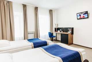 Отель Гостиница Континент Николаев Николаев Улучшенный двухместный номер с 1 кроватью или 2 отдельными кроватями-4